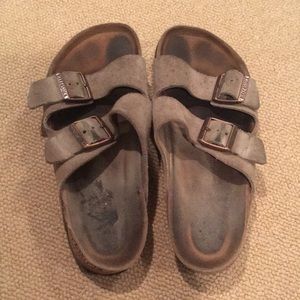 Beige / tan suede Birkenstock slides / sandals
